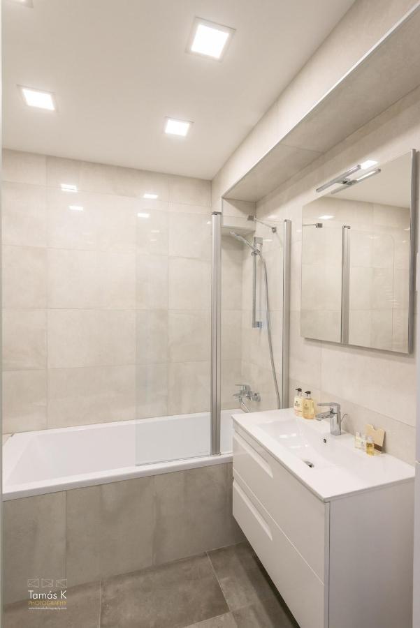Imperial Suite With Basilika And Castle View Need Reservation For Free Parking Будапеща Екстериор снимка